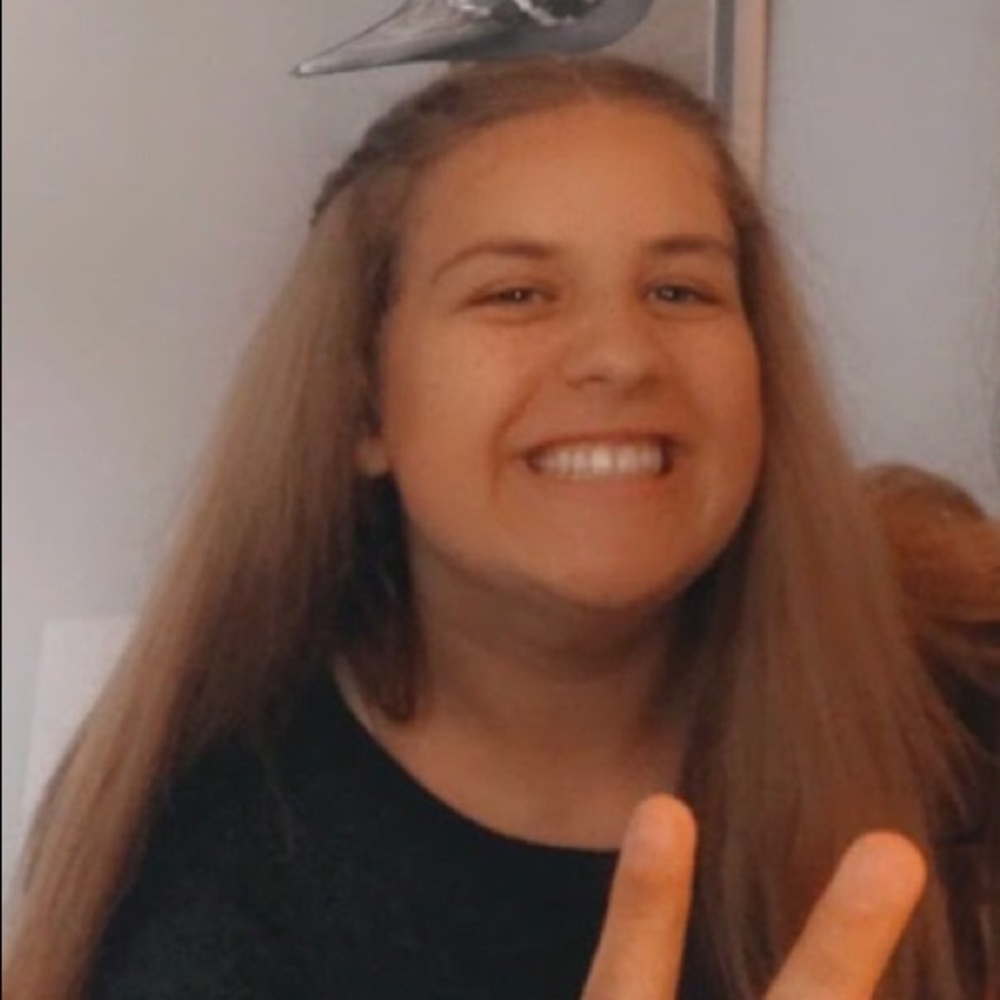 Meet your Posher, Abby